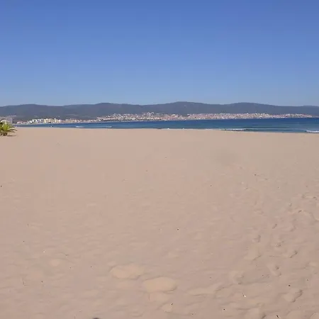 Aphrodite Gardens Apartman